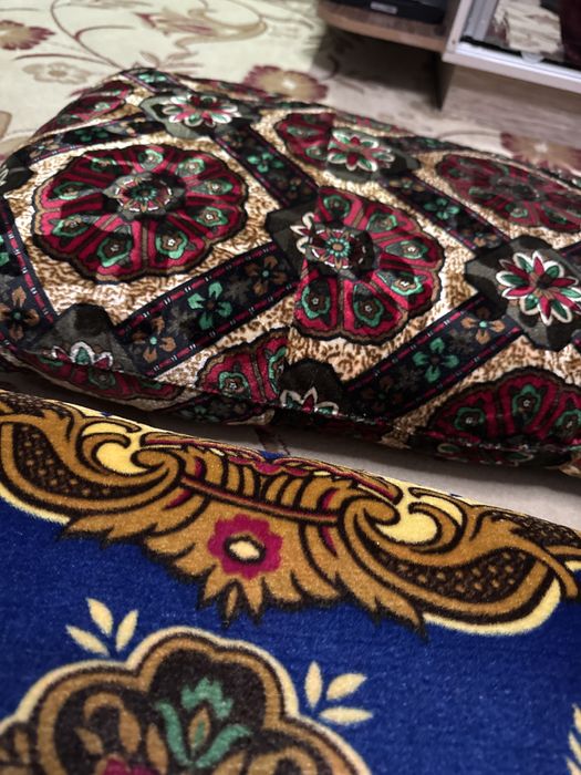 Yostiq 2 xil 3ta donadan