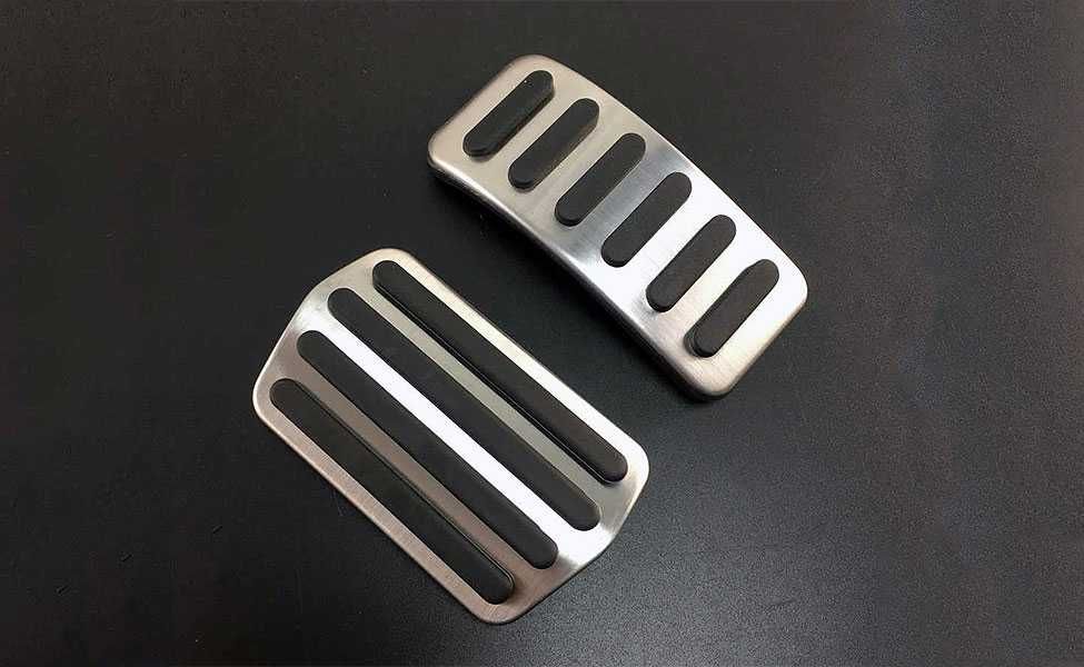 Ornamente INOX pedale R-Design - Volvo XC40