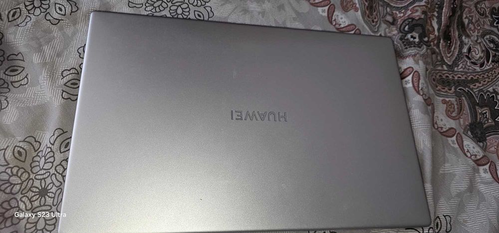 Лаптоп Huawel Matebook d15