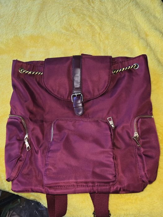 Дамска раница Sinsay