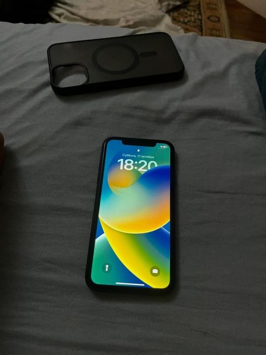 Продам IPhone 11