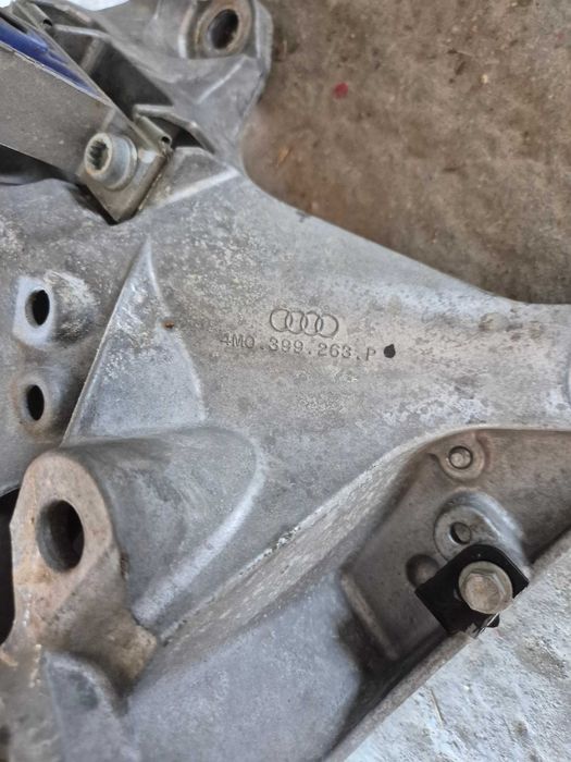 Suport cutie viteze Audi Q7 4M Q8 4M0399263P