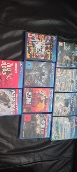 PS 4 de 500 GB spatiu
