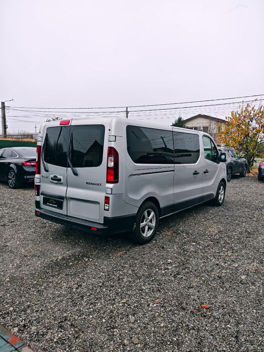 RENAULT Trafic 2015 — imagine 4