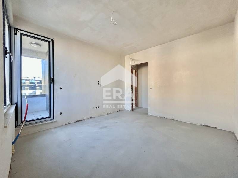 Продава се Тристаен апартамент в София, Кръстова вада - 100 кв.м за 2316 €/кв.м - Снимка #2