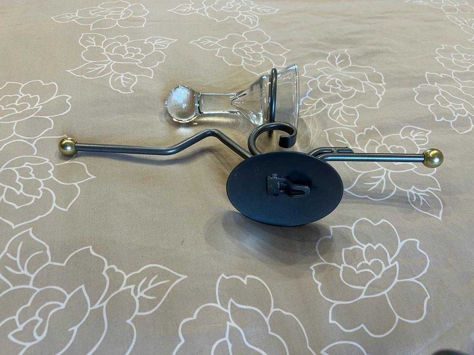 Продаю пару подсвечников