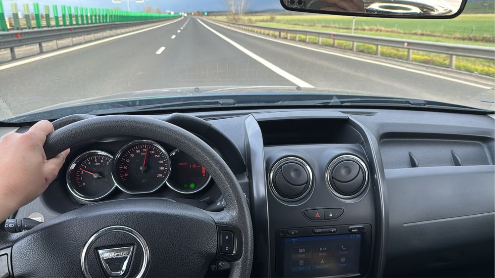 Vand Dacia Duster 2016