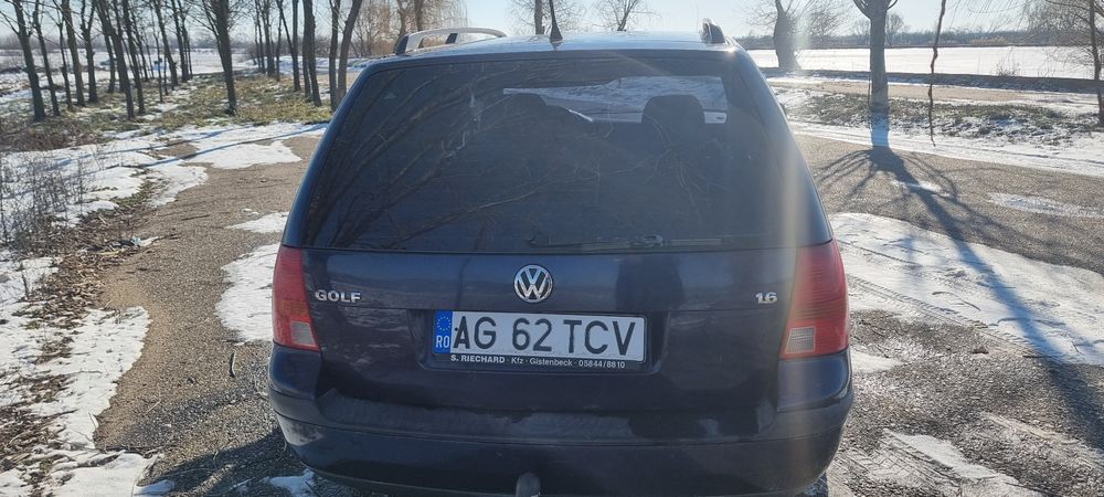 Vând Golf 4 cu GPL
