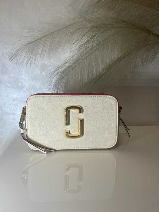 Vând poșete si portofele!