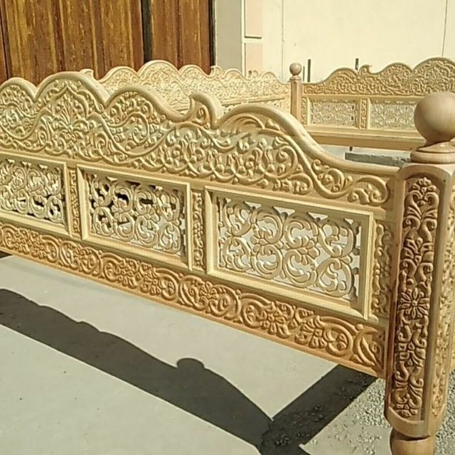 Tapchan bisetka zina poya skameyka