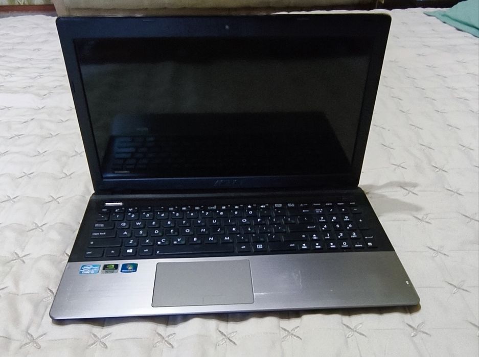 Ноутбук Asus б/у, не рабочий
