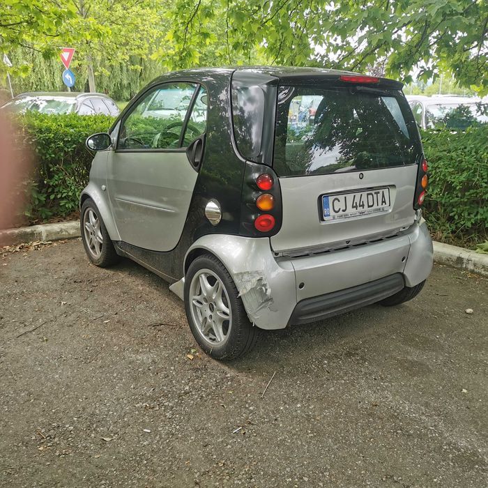 Vind mașina Smart pt. programul rabla 500 euro