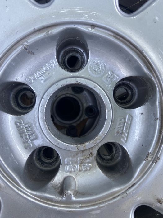 Jante Audi Volkswagen R18