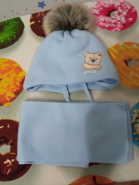 Продам детские шапочки на малыша