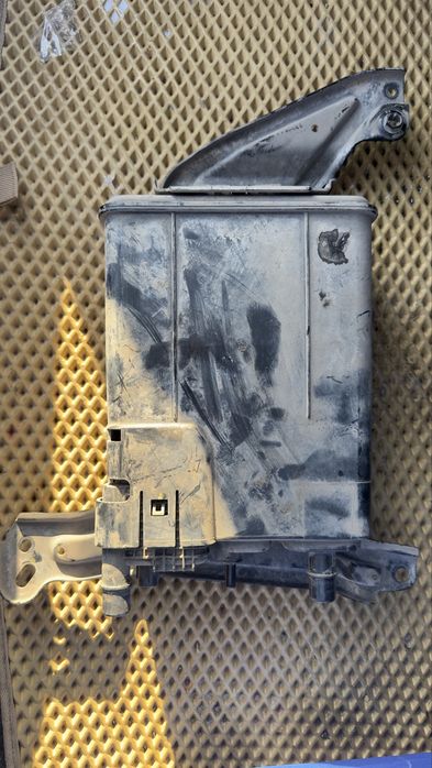 Абсорбер (Угольный фильтр EVAP)