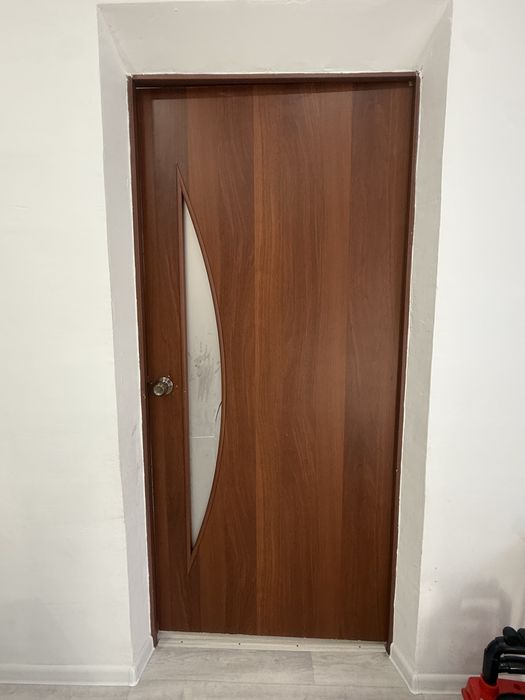 Продам межкомнатные двери