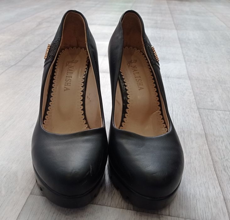 Продам  Недорого туфли