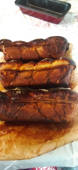 Cozonaci si prajituri de casa asortate