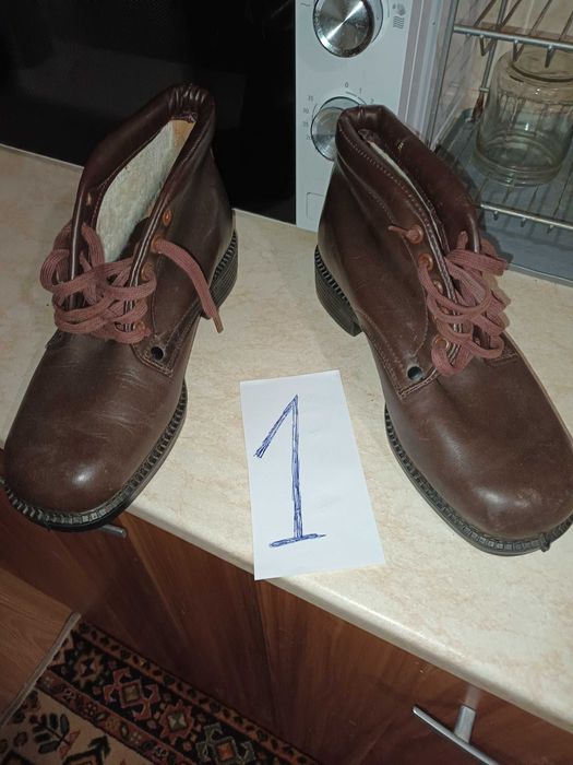 чисто нови боти № 41 естествена кожа телешки бокс .