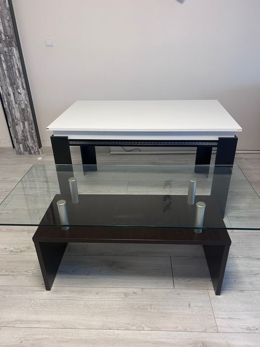 Две маси - холна и трапезна