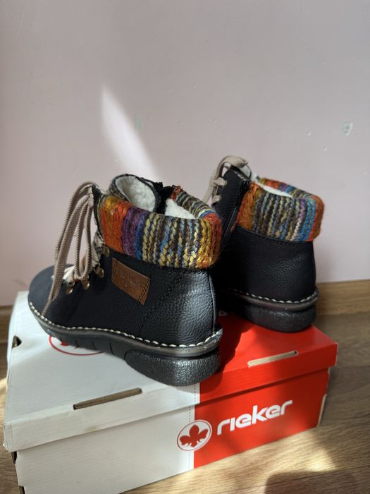Продам абсолютно новые зимние ботинки
