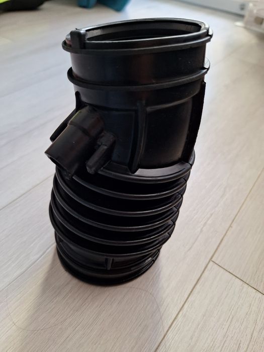 N 106В Въздуховод 17228-5LA-A00 за CRV 4. 2.4 кубика