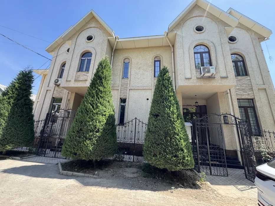 Аренда Дом на Аккурганской 2700у.е