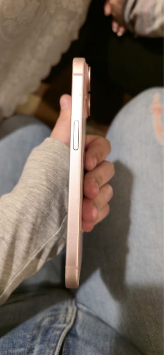 Iphone 15,roz,128 gb