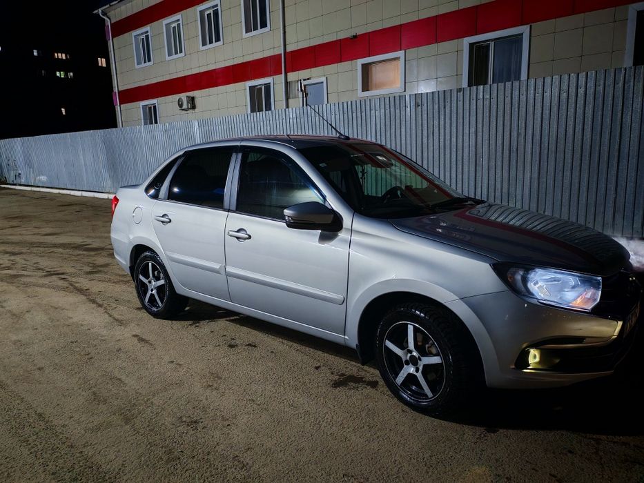 Продам Лада Гранта FL