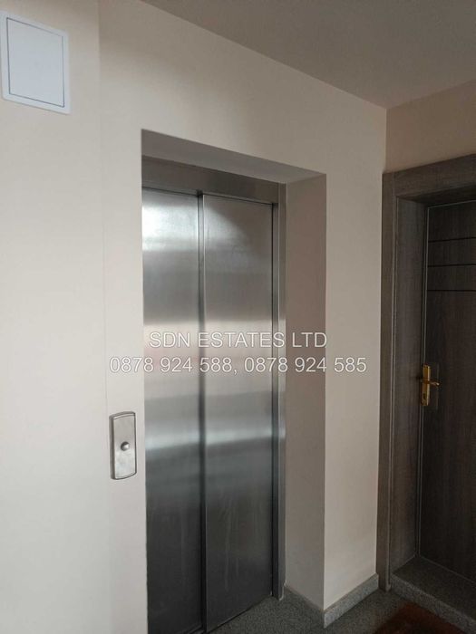 Продава се Четиристаен апартамент в Казанлък - 140 кв.м за 1143 €/кв.м - Снимка #11