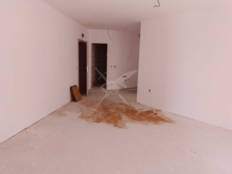 Продава се Двустаен апартамент в к.к. Слънчев бряг - 58 кв.м за 638 €/кв.м - Снимка #3