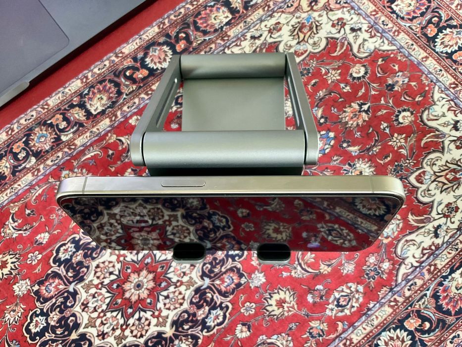 iPhone 15 Pro 128 GB – Natural Titanium