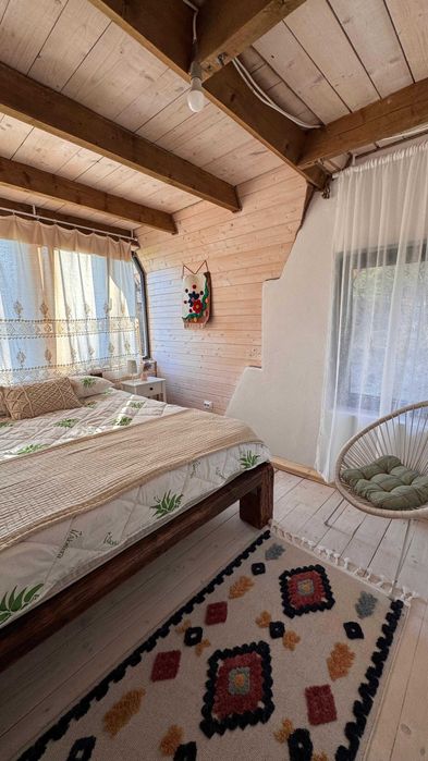 Închiriez cabană și glamping rupte de civilizație