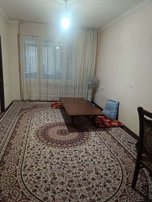 Дом 4этаж санузел раздельный комната раздельно рядом карзинка метро