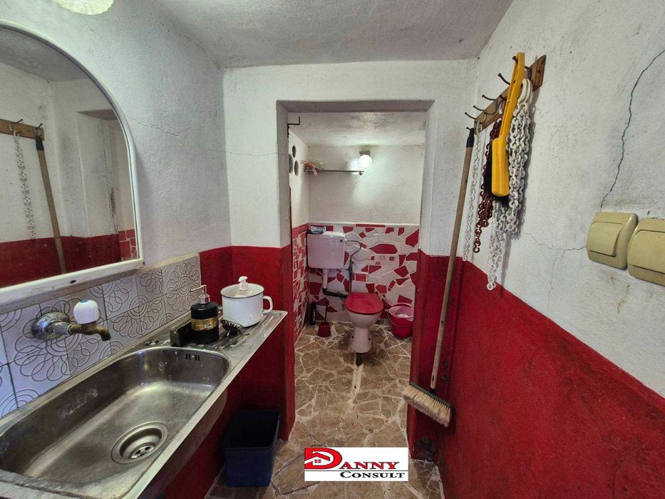 Продава се Къща в Велико Търново, Акация - 180 кв.м за 806 €/кв.м - Снимка #23