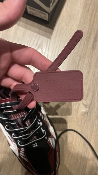 Off-White Be Right Back