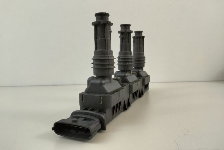 Bobina inductie  1.0 B 0221503471 Opel Agila prima generatie seria