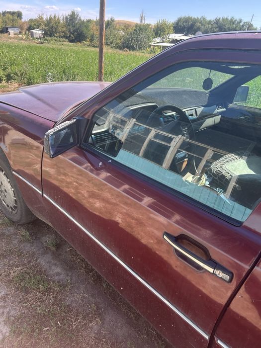 Mercedes-Benz E200 W124, 2.0 механика