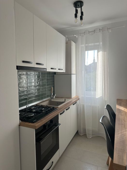 Se inchiriaza apartament doua camere