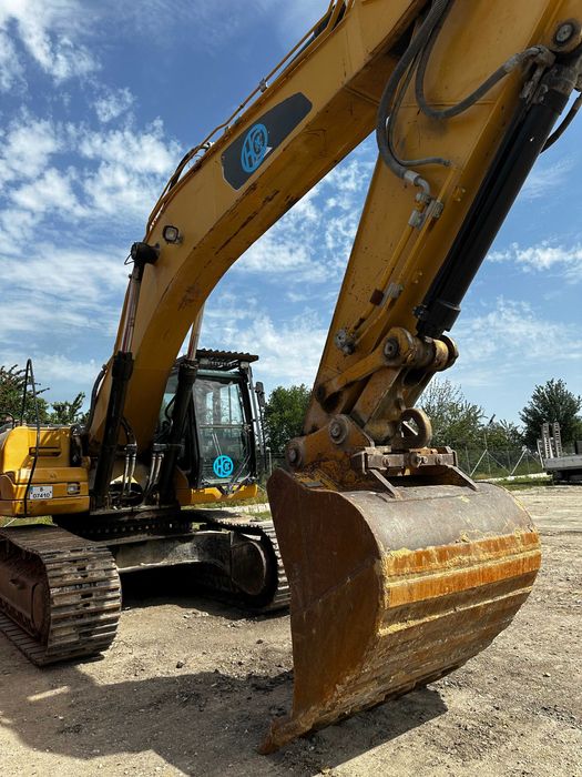 Верижен Багер CATERPILLAR  330DLN