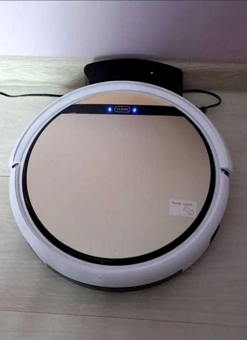 Прахосмукачка Робот