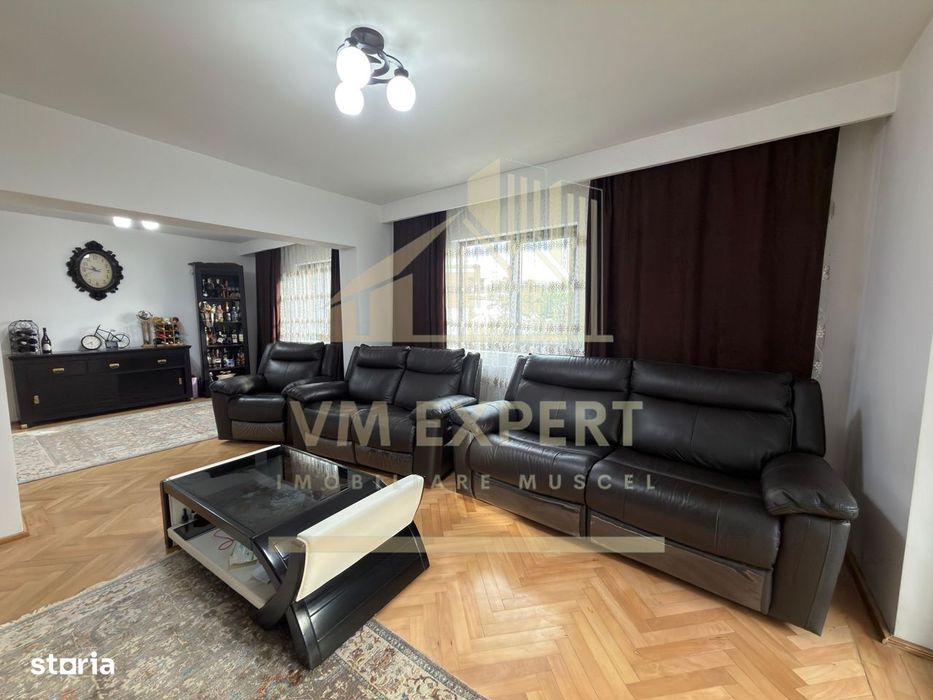 Vila S+P+E-306 Mp, Teren 2078 Mp, Campulung