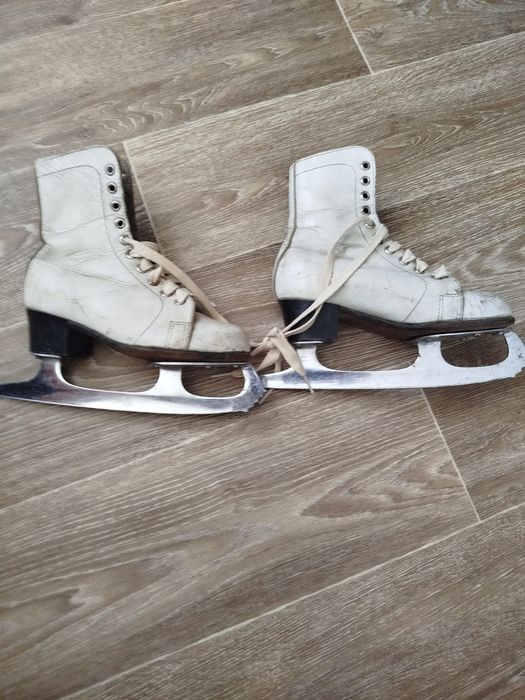 Детские коньки 30-32 р