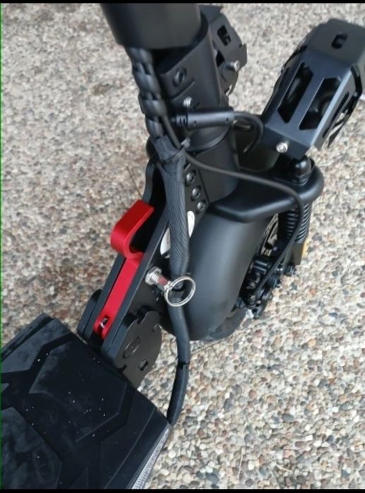 Trotineta electrica iScooter iX4

Viteza maxima 45 Km/h in functie de