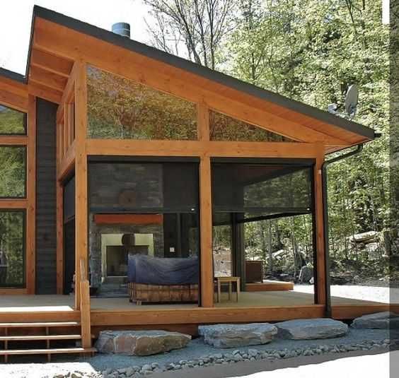 Case pe structura metalica