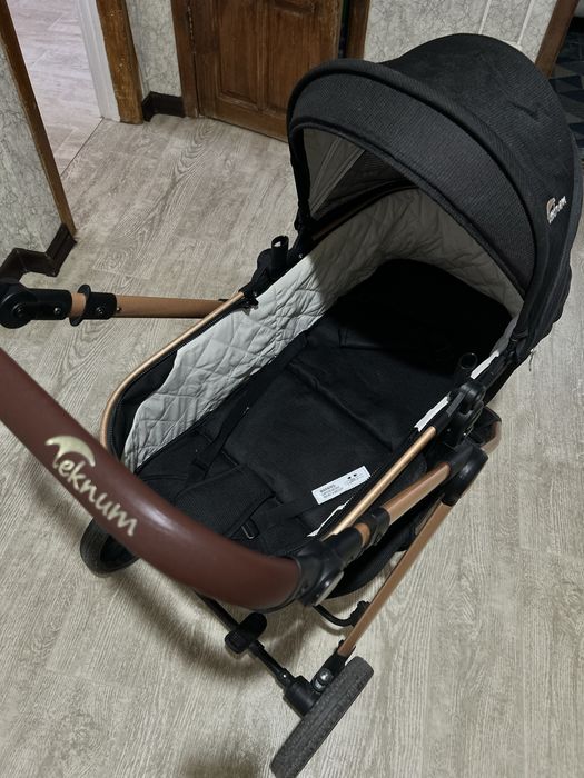 Продам коляску с авто-люлькой б/у