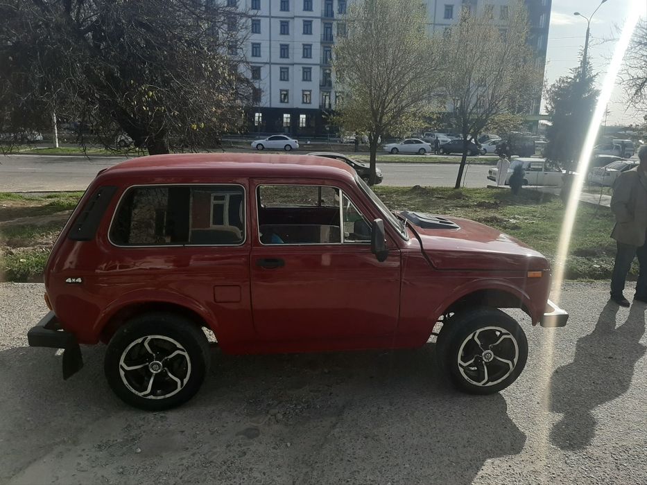 Срочно продаю ниву