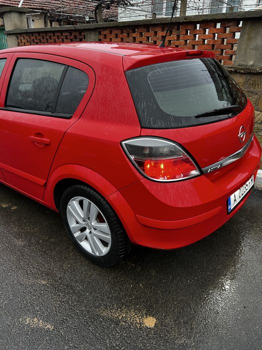 Opel astra h facelift 1.7isuzo