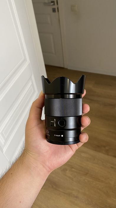 Sony FE 35mm 1.8