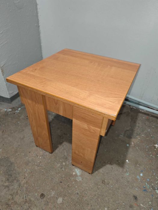 Табурет табуретки табуретка бу станция метро Москва